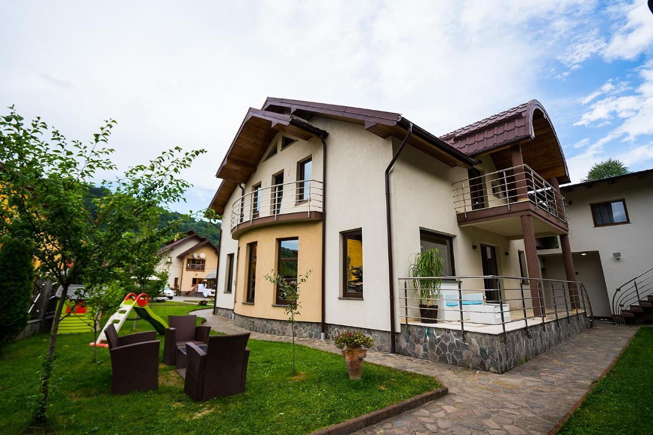 Hotel Casa Perla Nordului Moisei Esterno foto